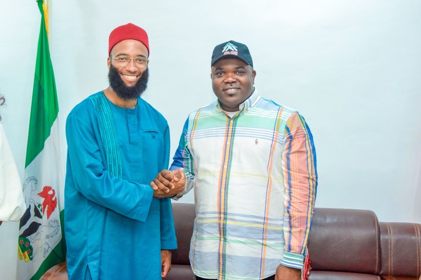 Abia Deputy Governor Receives Netherlands-Based Abian Who Drove Over 10,000 Kilometres Across 13 Countries to Reconnect With His Roots, Donates Vehicle to State Government