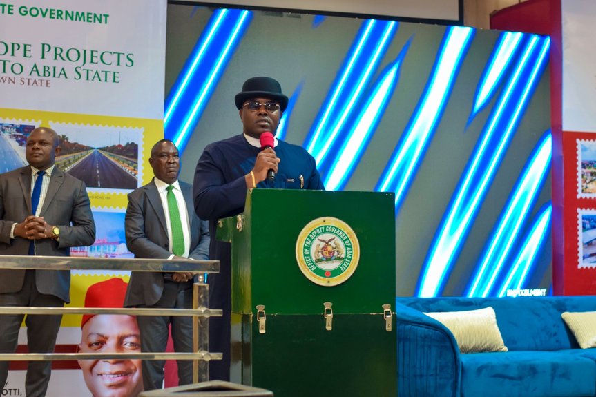 Governor Otti Hosts Presidential Media Team, Highlights Media’s Role in Nation Building